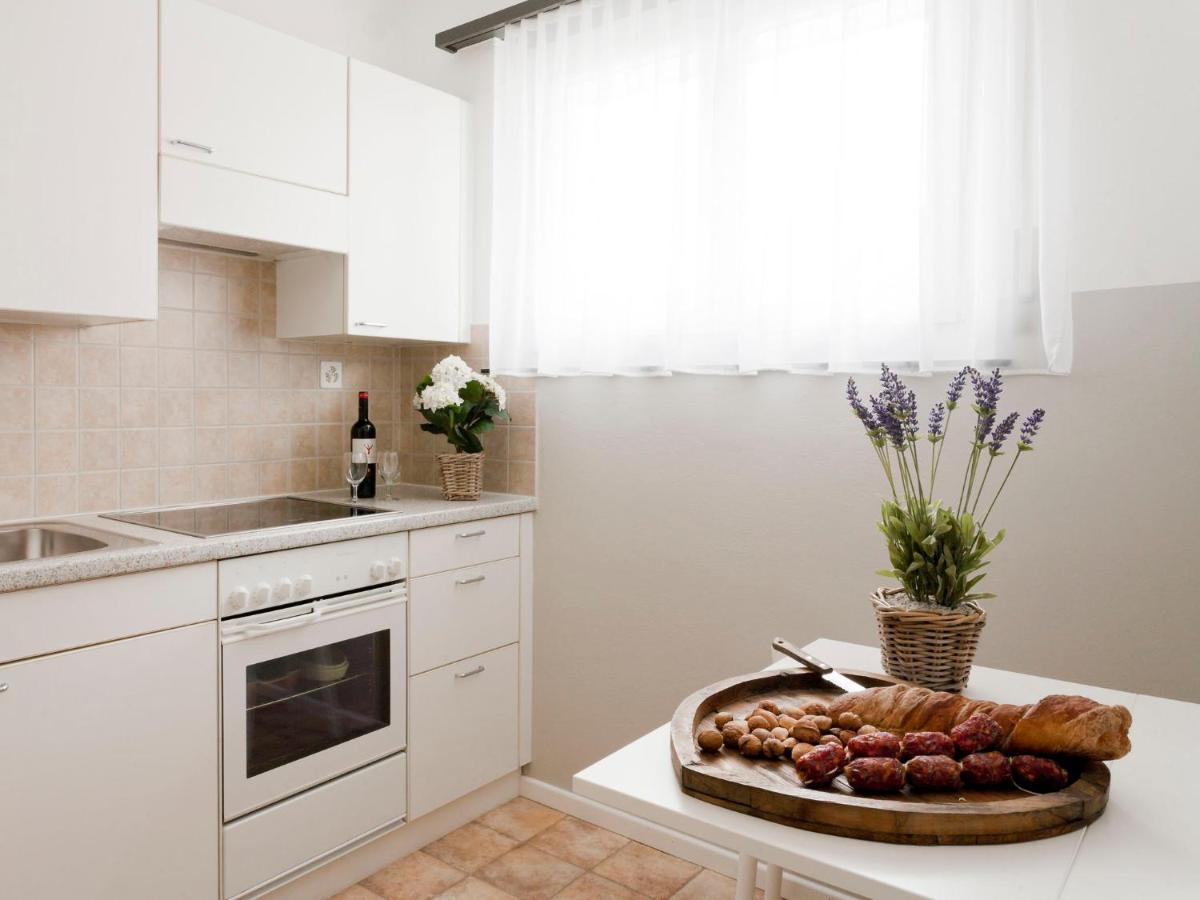 Apartment Double Room-4 By Interhome 아스꼬나 외부 사진